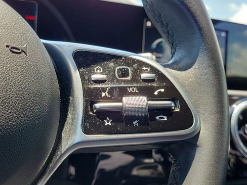 Certified 2022 Mercedes-Benz CLA 250 image 30