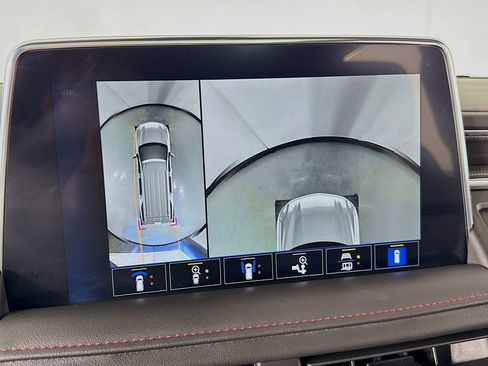 Used 2022 Chevrolet Tahoe RST w/ Sport Performance Package image 44