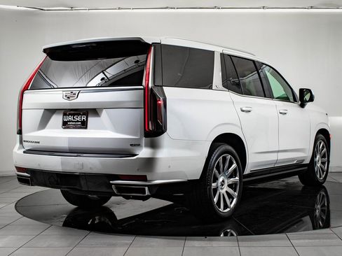 Used 2023 Cadillac Escalade Premium Luxury Platinum image 10