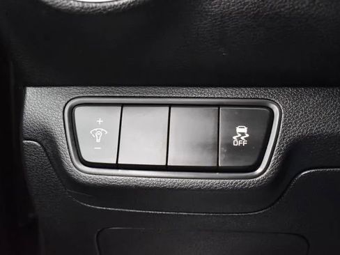 Used 2023 Kia Forte LXS FWD image 21