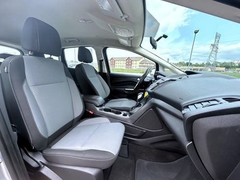 Used 2017 Ford C-MAX SE FWD image 17