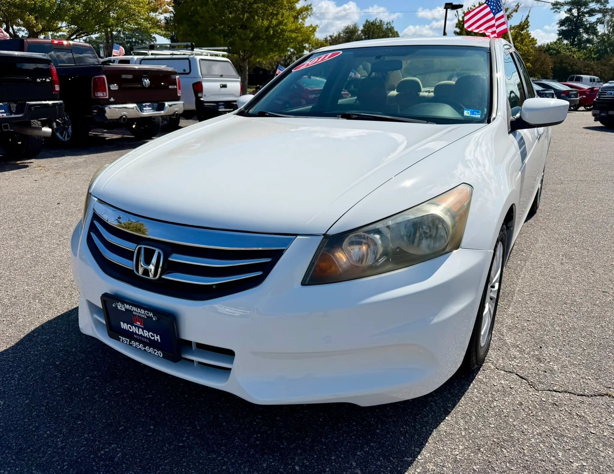 Used 2011 Honda Accord LX image 1