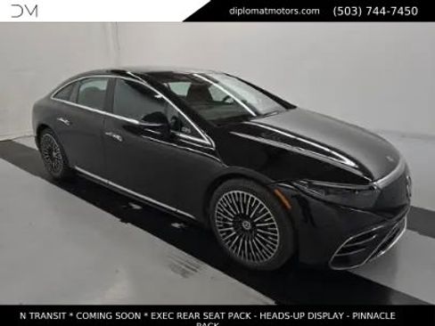 Used 2023 Mercedes-Benz EQS 450+ Sedan image 3