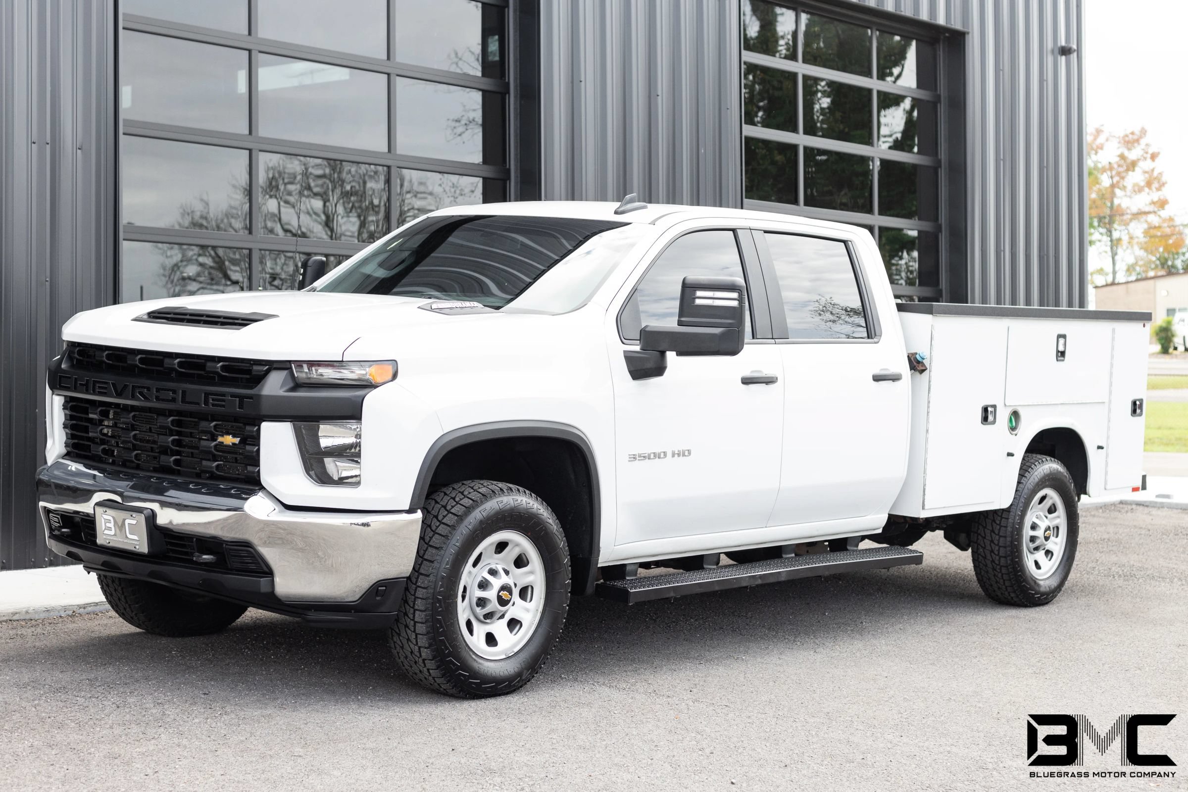 Used 2023 Chevrolet Silverado 3500 W/T w/ WT Convenience Package AWD/4WD image 2