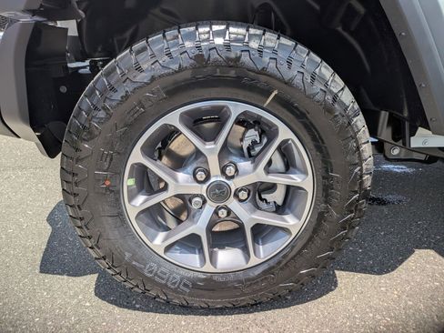 New 2025 Jeep Wrangler Sport S image 23