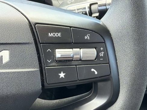 Used 2025 Kia K4 FWD image 23