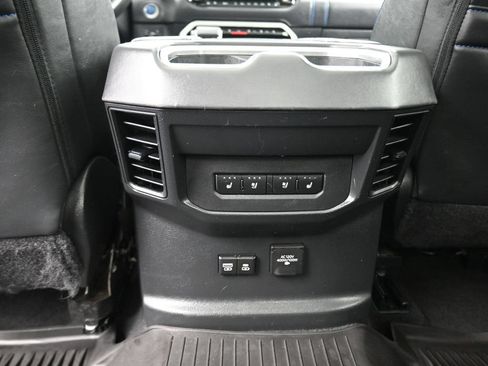 Used 2023 Toyota Tundra Platinum w/ Advanced Package AWD/4WD image 38
