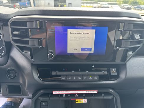 New 2025 Toyota Tundra SR w/ SR Tow Package image 18