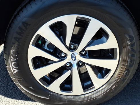 Certified 2025 Subaru Outback Premium w/ Popular Package #1A image 11