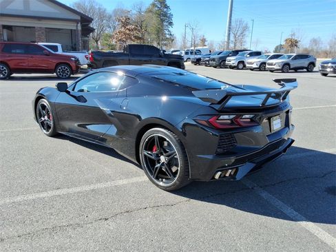 Used 2020 Chevrolet Corvette Stingray Premium Cpe w/ 3LT Preferred Equipment Group image 7
