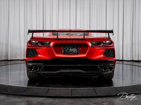 Used 2025 Chevrolet Corvette Stingray Premium Cpe w/ 3LT RWD image 15