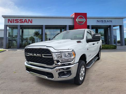 Used 2024 RAM 2500 Big Horn image 10