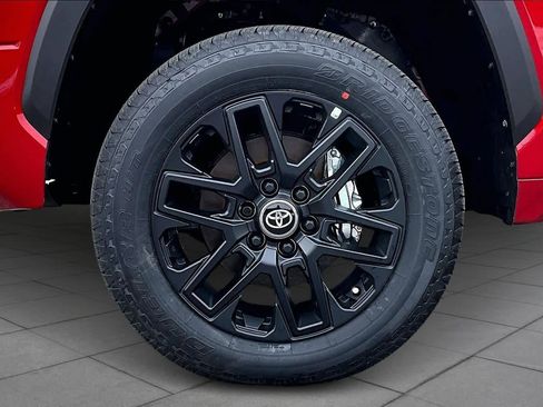 New 2026 Toyota Tundra SR5 image 12