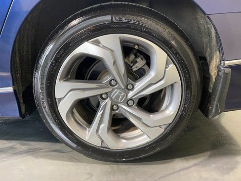 Used 2020 Honda Accord EX image 10