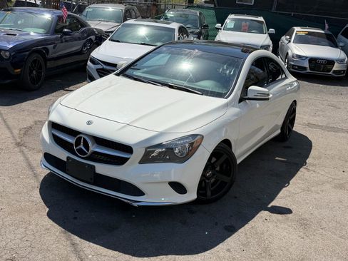 Used 2018 Mercedes-Benz CLA 250 4MATIC image 3