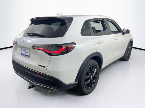Used 2025 Honda HR-V Sport image 5