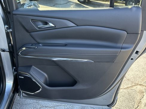 New 2026 Chevrolet Traverse RS w/ LPO, Floor Liner Package image 19