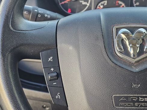 Used 2019 RAM ProMaster 2500 FWD image 23