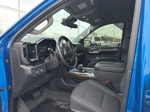 Used 2022 Chevrolet Silverado 1500 LT Trail Boss w/ Protection Package image 6