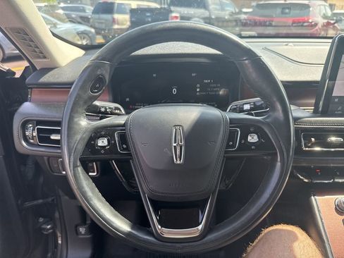 Used 2020 Lincoln Aviator Reserve w/ Equipment Group 201A image 11