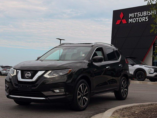 Used 2017 Nissan Rogue SL w/ SL Premium Package AWD/4WD image 8