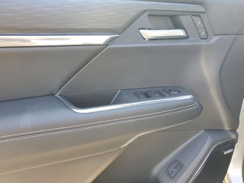 New 2025 GMC Acadia Elevation image 21