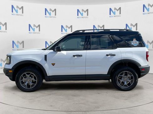 Used 2023 Ford Bronco Sport Badlands image 2