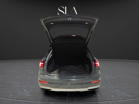 Used 2020 Audi Q3 2.0T Premium w/ Convenience Package image 8