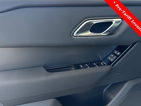 New 2024 Land Rover Range Rover Velar Dynamic SE image 10