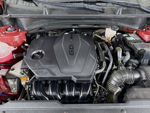 Used 2024 Kia Sportage SX image 31