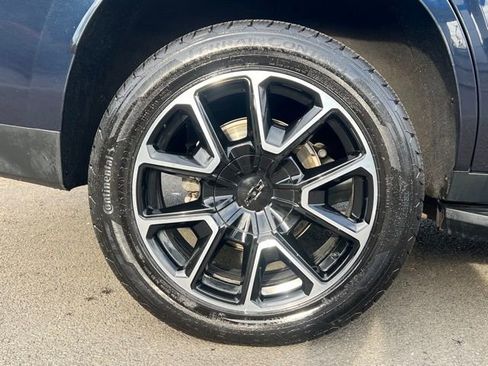 Used 2022 Chevrolet Tahoe RST w/ Luxury Package image 11