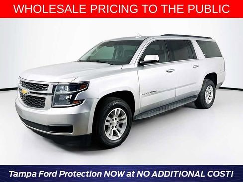 Used 2018 Chevrolet Suburban LT RWD image 1
