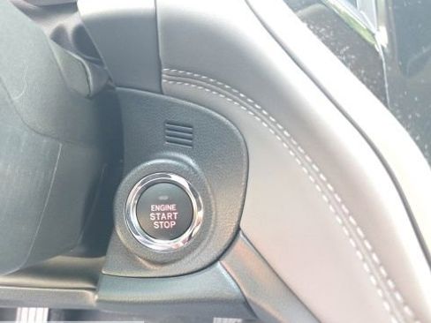 Certified 2025 Subaru Outback Onyx Edition image 29