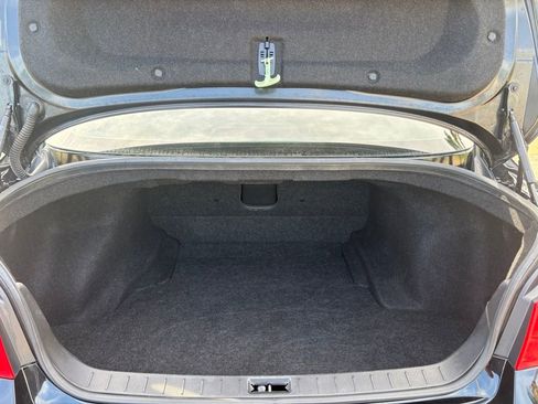 Used 2015 INFINITI Q40 w/ Navigation Package image 12