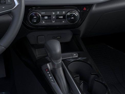 New 2026 Chevrolet Trax LT w/ Driver Confidence Package FWD image 24
