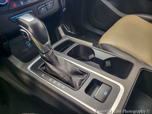 Used 2019 Ford Escape SEL AWD/4WD image 12
