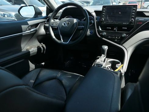 Used 2023 Toyota Camry XLE w/ Protection Package (Q2) (TMS) FWD image 26