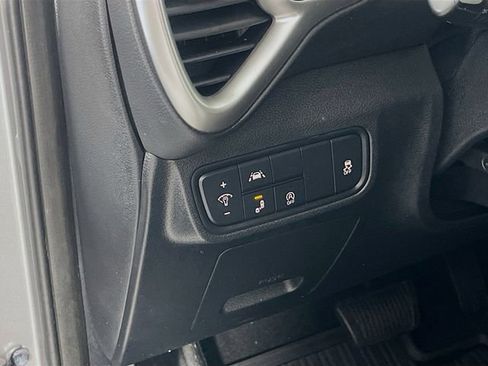 Used 2022 Kia Soul LX w/ Technology Package image 11