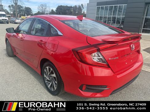 Used 2017 Honda Civic EX image 3