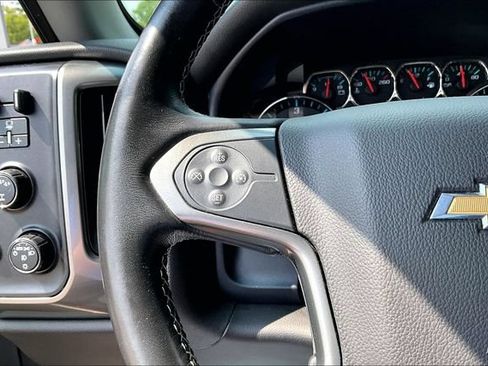Used 2019 Chevrolet Silverado 1500 LT w/ All Star Edition AWD/4WD image 18