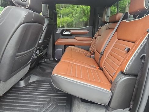 Used 2023 GMC Sierra 1500 Denali Ultimate AWD/4WD image 22