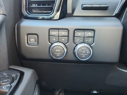 New 2026 GMC Sierra 1500 AT4 w/ AT4 Premium Package image 20