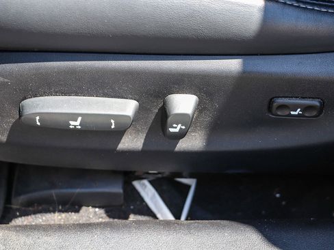 Used 2012 Lexus IS 250 w/ Premium Pkg Value Edition RWD image 21