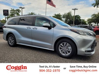 Used 2023 Toyota Sienna XLE