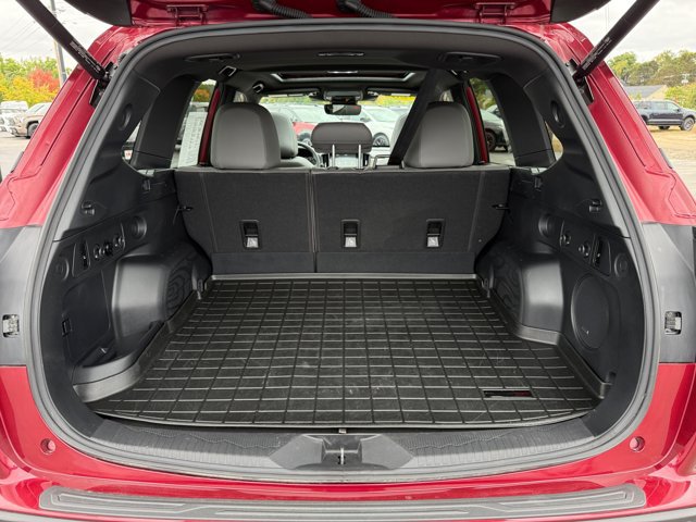 Used 2025 Subaru Forester Limited AWD/4WD image 21