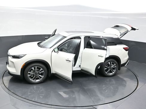 Used 2025 INFINITI QX60 Luxe w/ Vision Package image 45