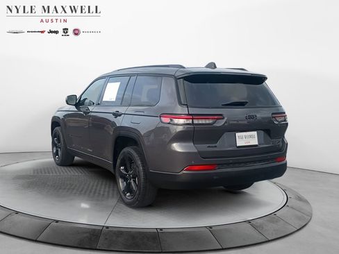 Used 2023 Jeep Grand Cherokee L Laredo AWD/4WD image 14
