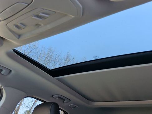 Certified 2018 Ford Escape SEL image 30