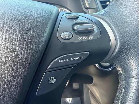 Used 2017 INFINITI QX60 FWD w/ Deluxe Technology Package image 25