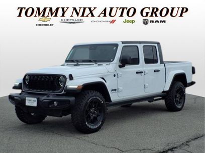 Used 2024 Jeep Gladiator Sport